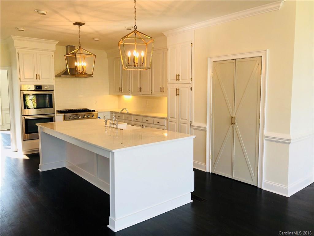 4606 Binfords Ridge Road Charlotte, NC 28226 - Photo 6 of 25 Gallery Image 6