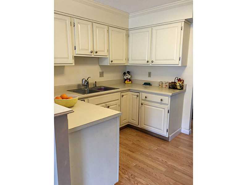 44 Newton Street, Unit 44 Pawtucket, RI 02860 - Photo 4 of 19 Kitchen.