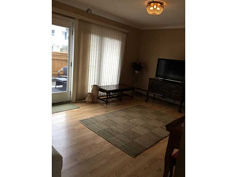 44 Newton Street, Unit 44 Pawtucket, RI 02860 - Photo 8 of 19 Living Room.