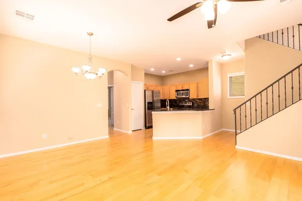 $1,900 | 5708 South 21st Terrace, Phoenix, AZ 85040