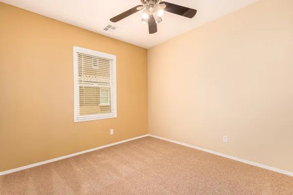 $1,900 | 5708 South 21st Terrace, Phoenix, AZ 85040