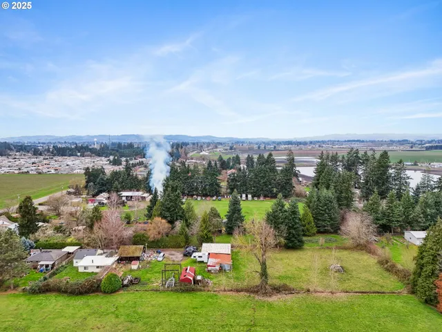 $300,000 | 4563 Hazelgreen Road Northeast, Salem, OR 97305