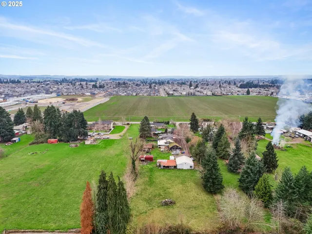 $300,000 | 4563 Hazelgreen Road Northeast, Salem, OR 97305