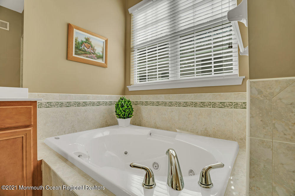 50 Crooked Stick Road Jackson, NJ 08527 - Photo 21 of 33 023_dsc00126
