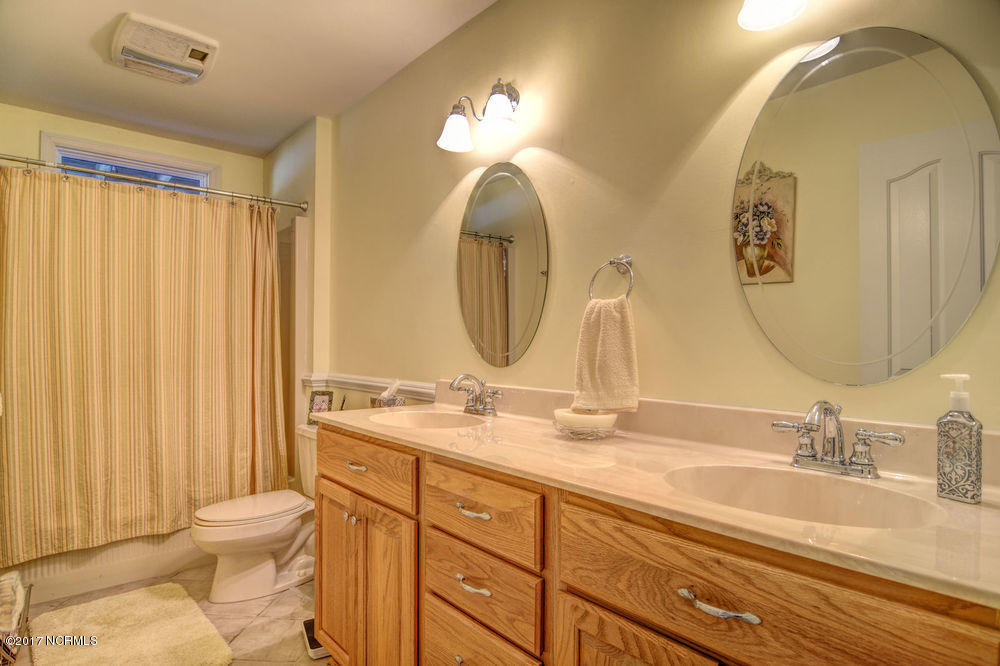 352 Olde Point Loop Hampstead, NC 28443 - Photo 45 of 59 Downstairs bath is spacious