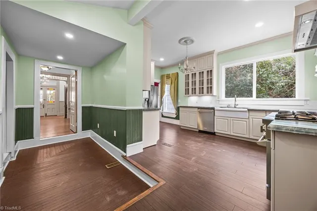 $475,000 | 408 South Main Street, Reidsville, NC 27320