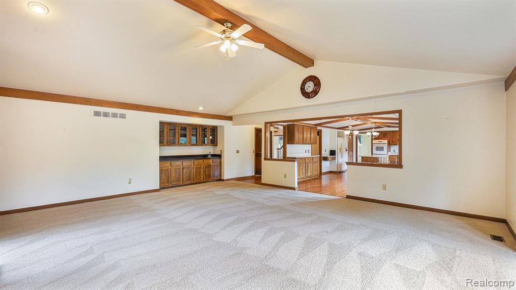 926 Stanford Circle Rochester Hills, MI 48309 - Photo 9 of 46