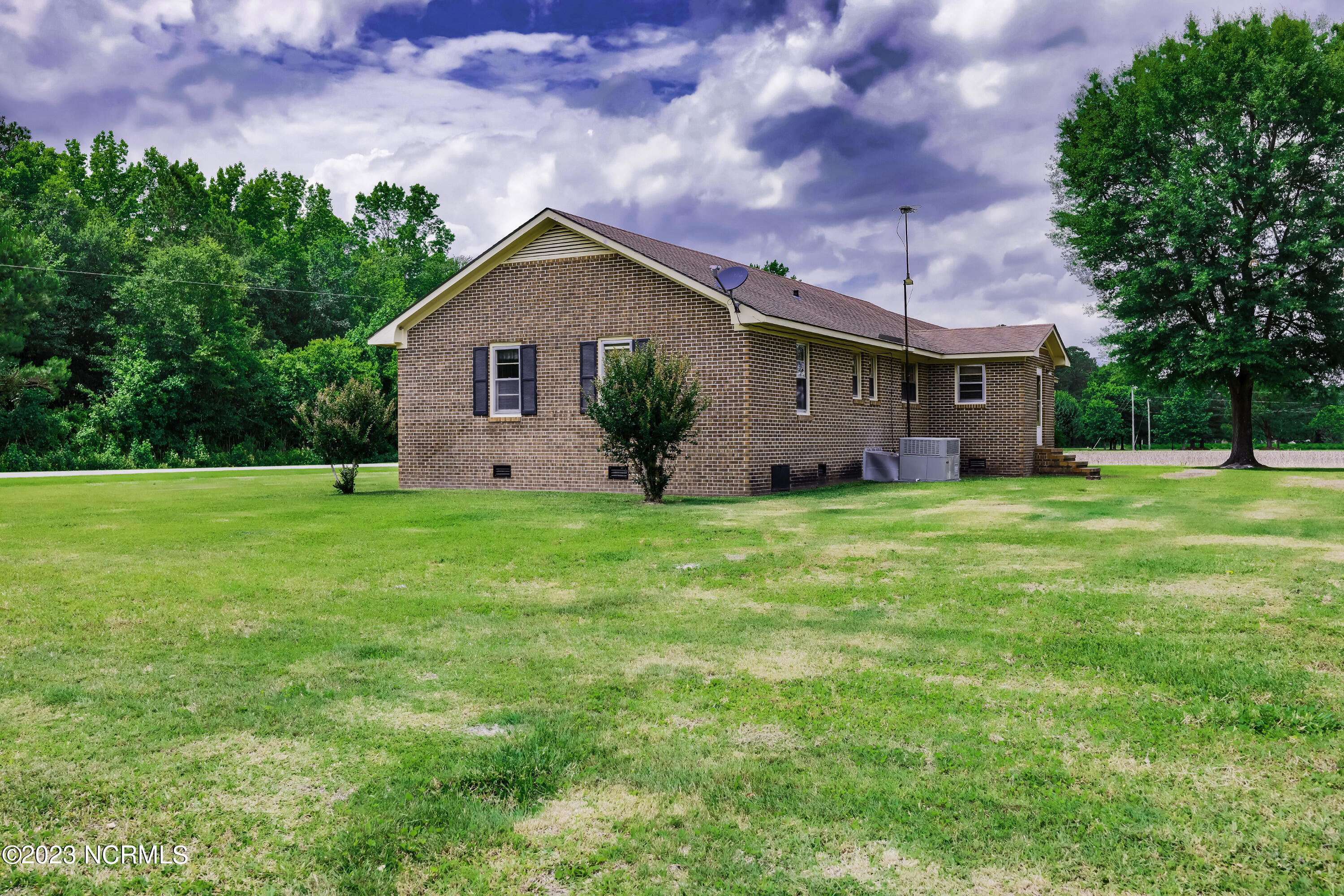 977 Van Eden Road Watha, NC 28478 - Photo 8 of 50 _K6A7782 (Custom)