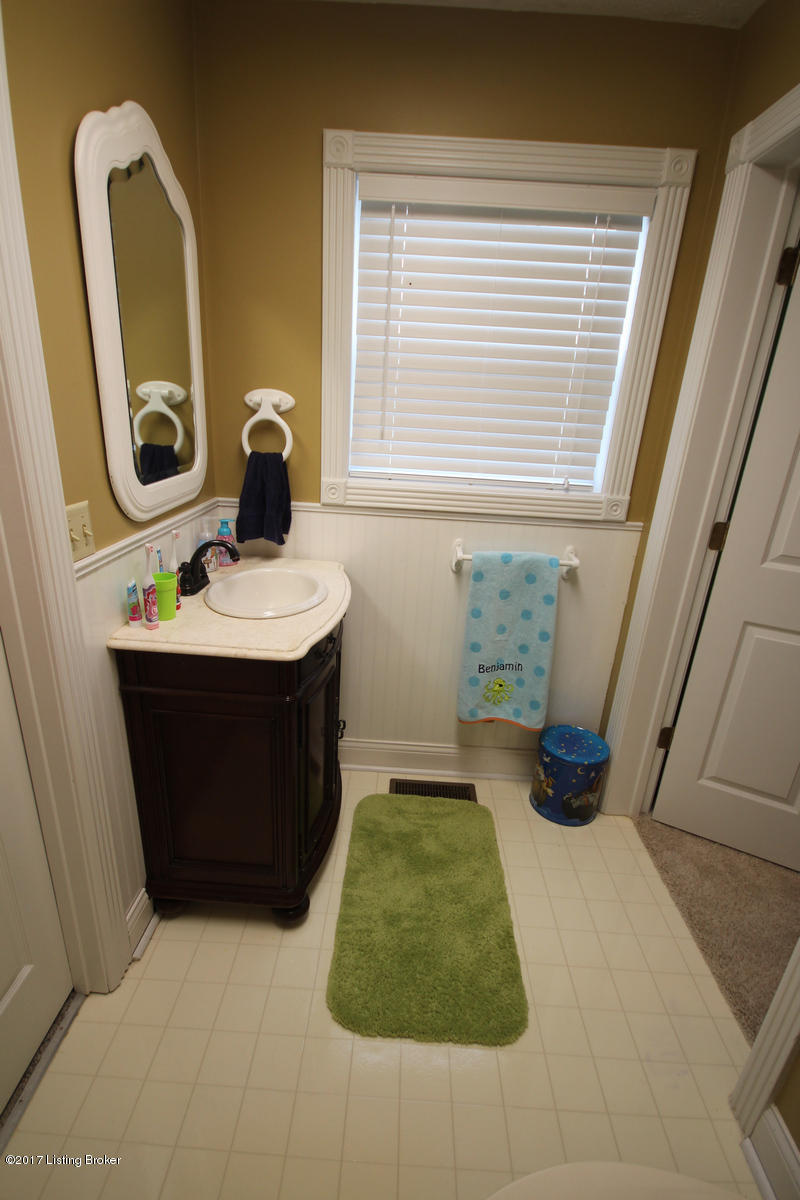 1302 Ray Priddy Road Leitchfield, KY 42754 - Photo 23 of 34 1302RayPriddyRd 13