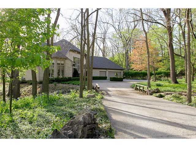 5060 Riverside Drive Upper Arlington, OH 43220 - Photo 1 of 25