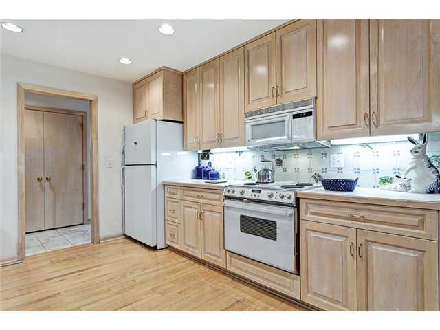 5060 Riverside Drive Upper Arlington, OH 43220 - Photo 11 of 25