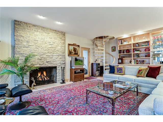 5060 Riverside Drive Upper Arlington, OH 43220 - Photo 7 of 25