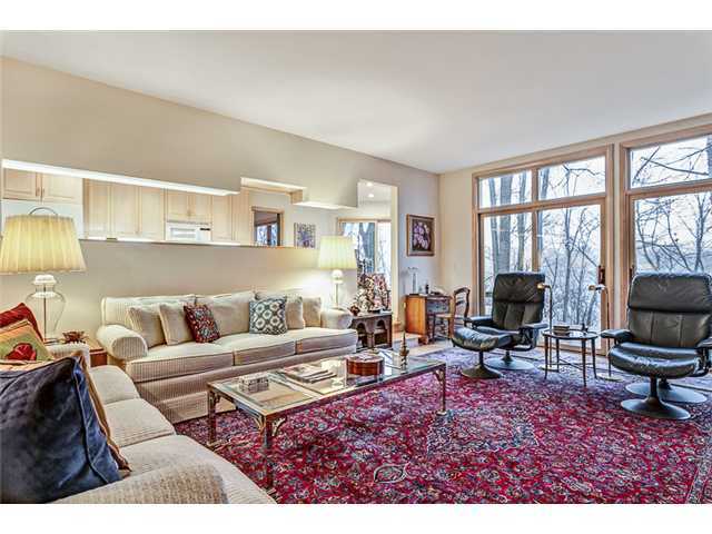 5060 Riverside Drive Upper Arlington, OH 43220 - Photo 8 of 25