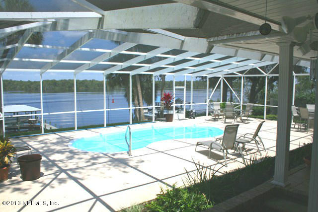 105 Riverside Way San Mateo, FL 32187 - Photo 3 of 22 Lanai pool and River!