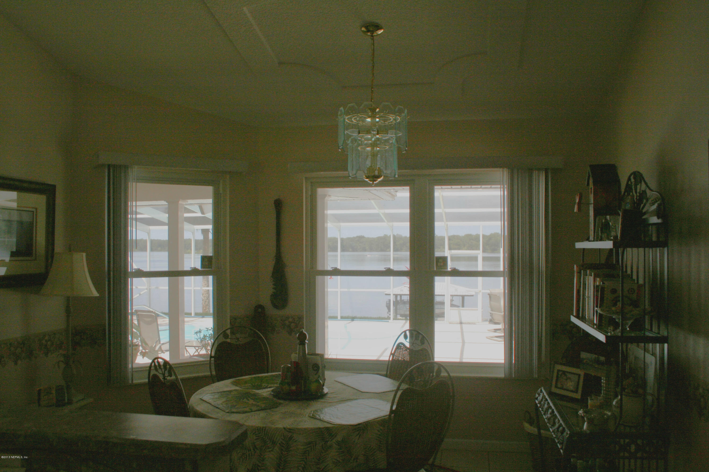 105 Riverside Way San Mateo, FL 32187 - Photo 7 of 22 Bkfst Rm VIEW!