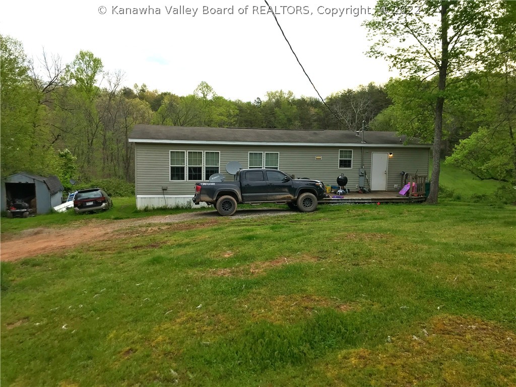 1806 Keefer Road Leon, WV 25123 - Photo 3 of 23 Back