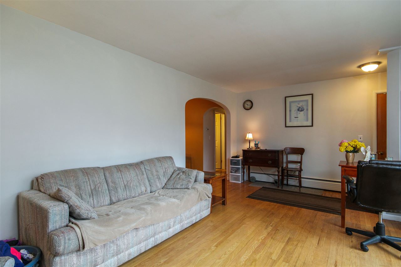 158 Dale Road Burlington, VT 05408 - Photo 5 of 39 Gallery Image 5