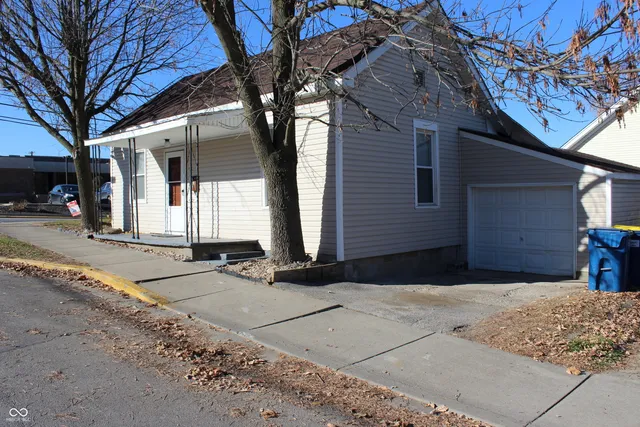 $149,900 | 201 East Franklin Street, Greencastle, IN 46135