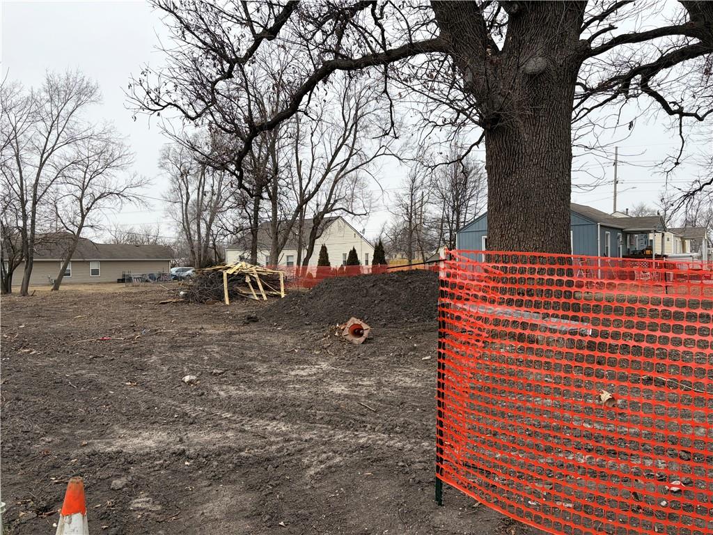 238 South Elm Street Gardner, KS 66030 - Photo 26 of 28