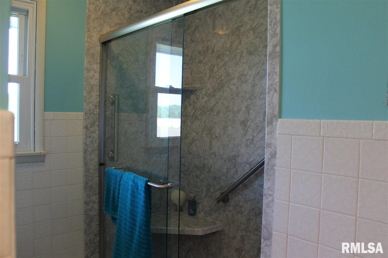 1620 Adams Road Eureka, IL 61530 - Photo 14 of 24 Gallery Image 14