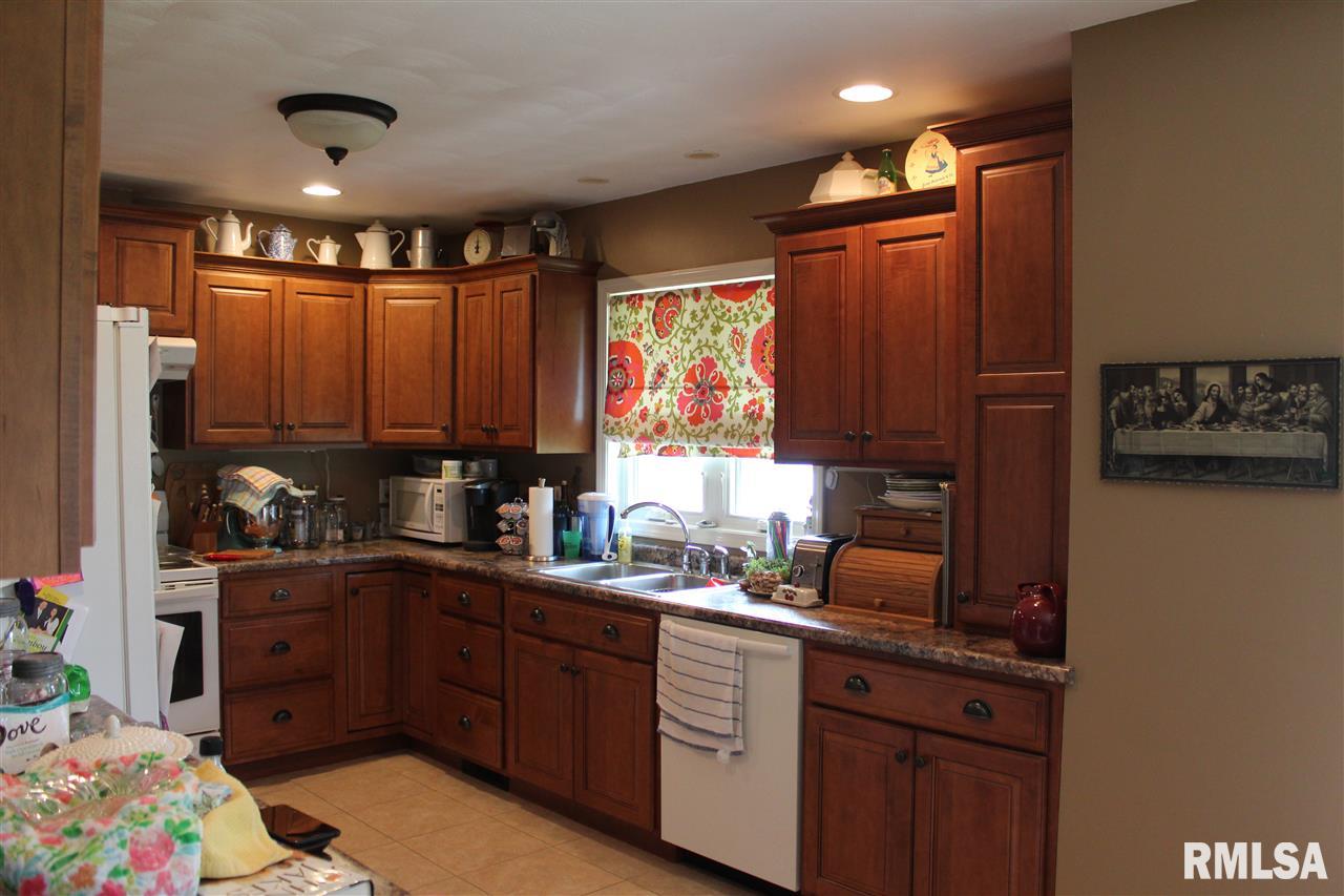 1620 Adams Road Eureka, IL 61530 - Photo 16 of 24 Gallery Image 16