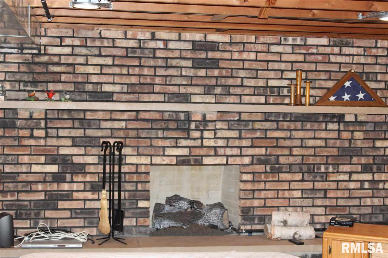 1620 Adams Road Eureka, IL 61530 - Photo 17 of 24 Gallery Image 17