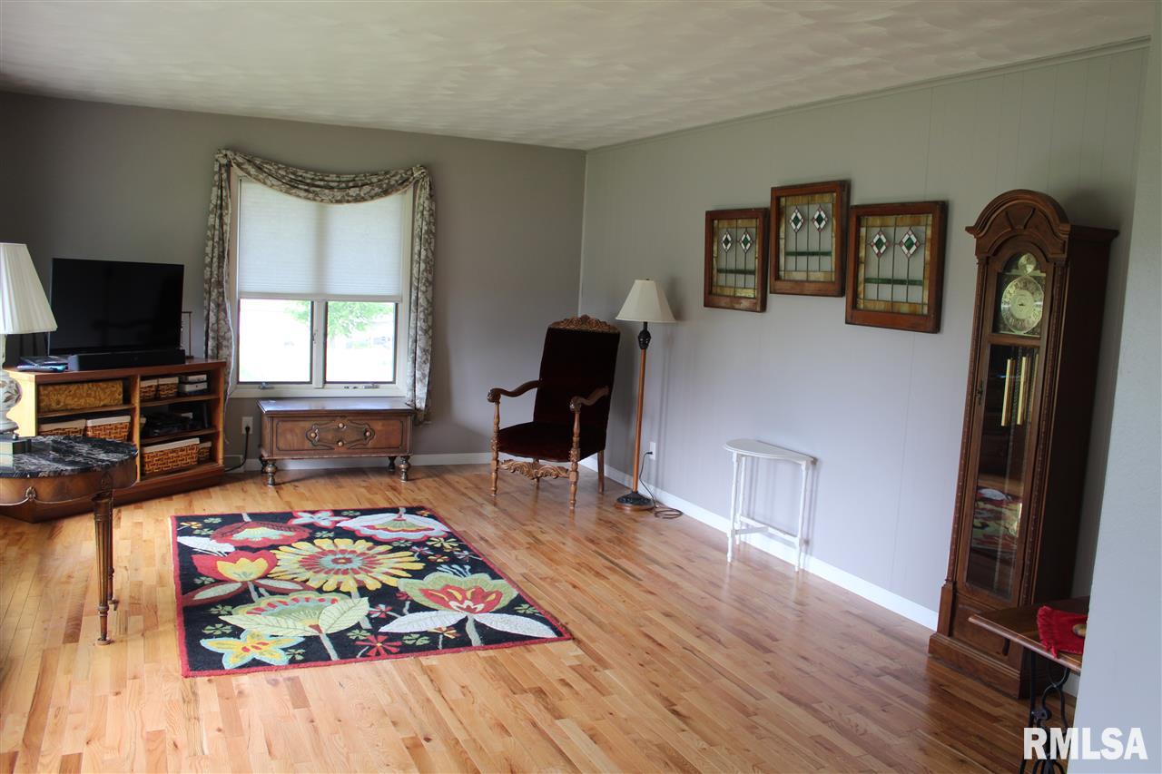 1620 Adams Road Eureka, IL 61530 - Photo 8 of 24 Gallery Image 8