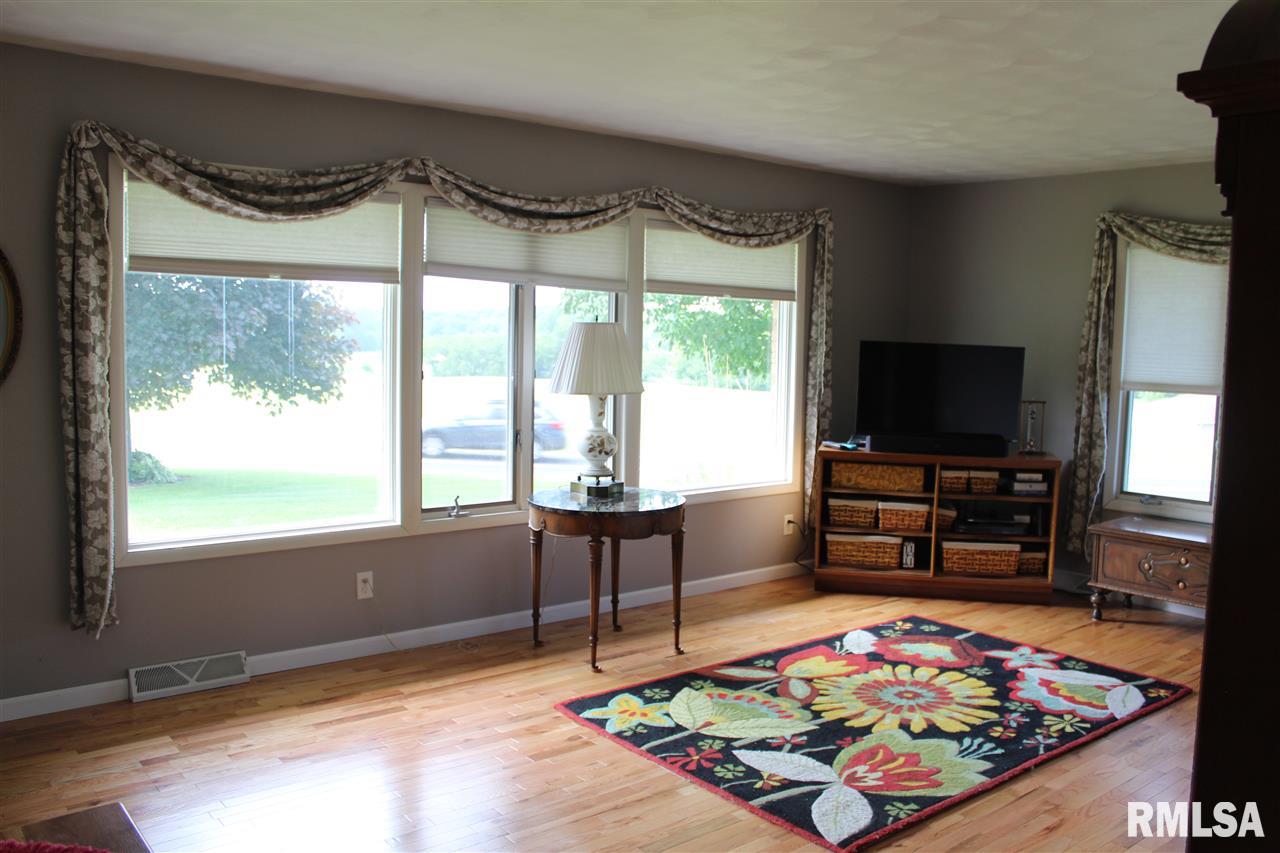 1620 Adams Road Eureka, IL 61530 - Photo 10 of 24 Gallery Image 10