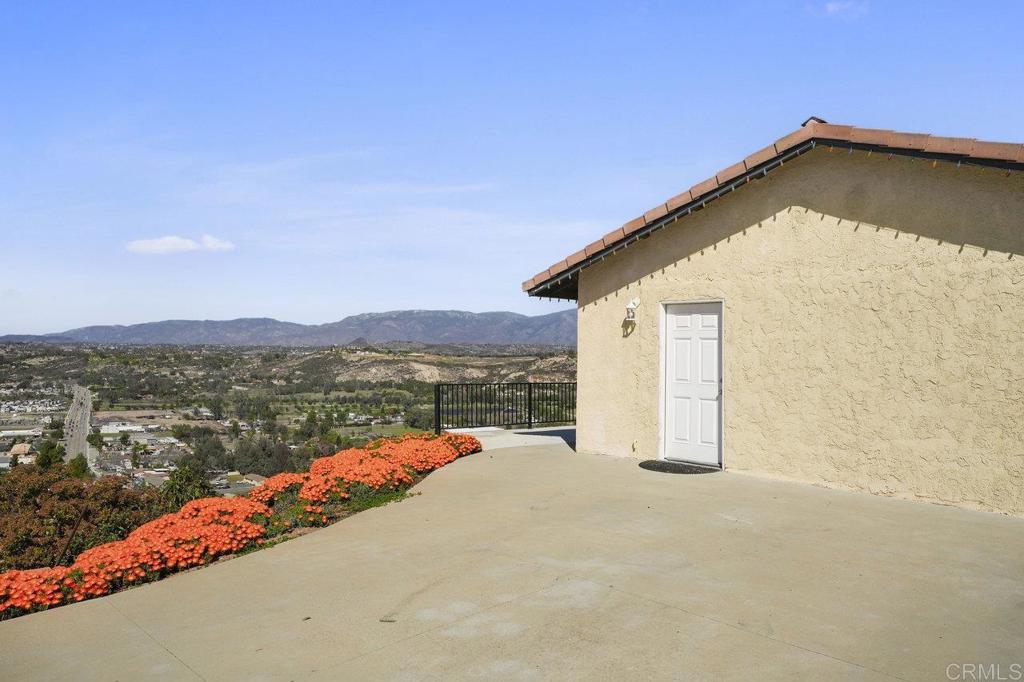 27051 Toyon Ridge Trail Valley Center, CA 92082 - Photo 44 of 51
