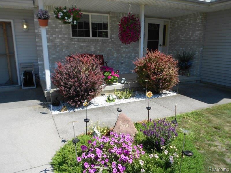 2830 Michigan Road Port Huron, MI 48060 - Photo 28 of 29 2012-08-06 21.30