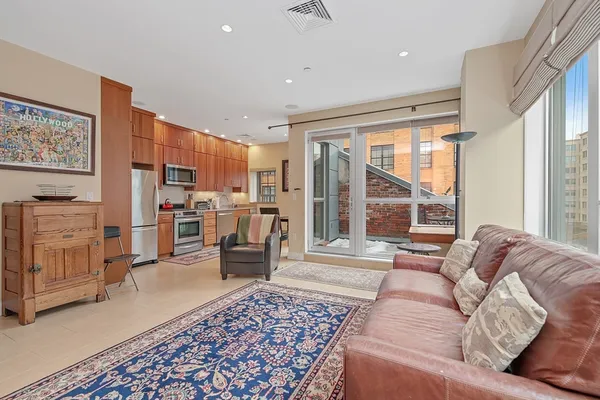 $4,000 | 99-105 Broad Street, Unit 7B, Boston, MA 02110