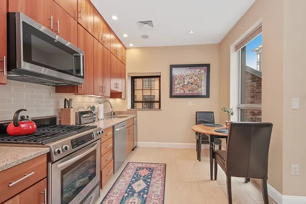 $4,000 | 99-105 Broad Street, Unit 7B, Boston, MA 02110