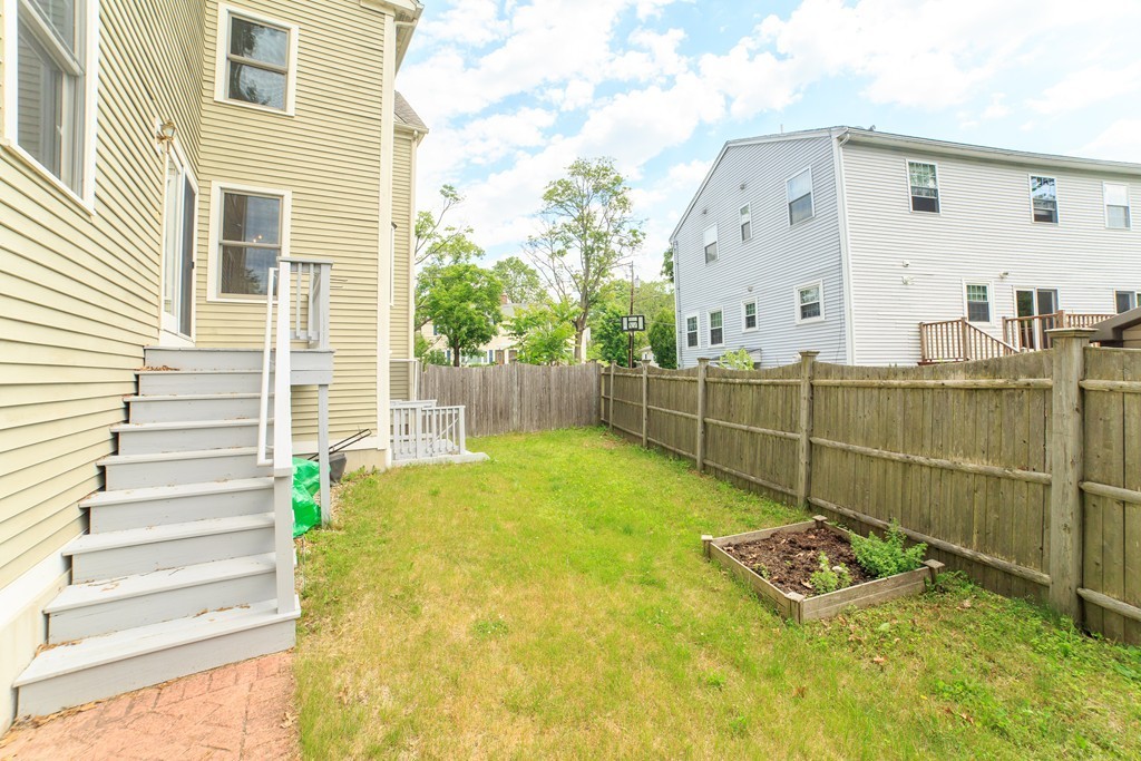 54 Beaconwood Road, Unit 2 Newton, MA 02461 - Photo 28 of 30 Gallery Image 28