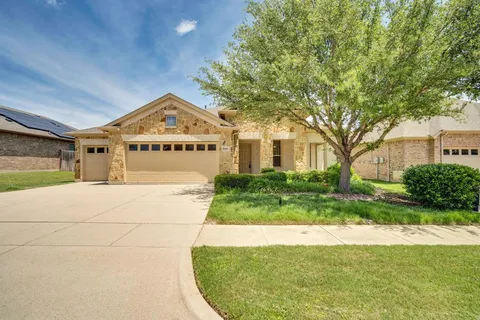 $400,000 | 9305 Water Oak Court, Arlington, TX 76002