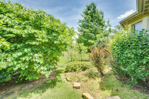 $400,000 | 9305 Water Oak Court, Arlington, TX 76002