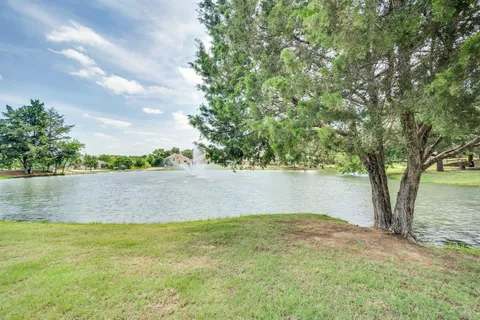 $400,000 | 9305 Water Oak Court, Arlington, TX 76002