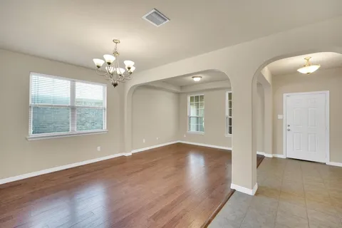 $400,000 | 9305 Water Oak Court, Arlington, TX 76002