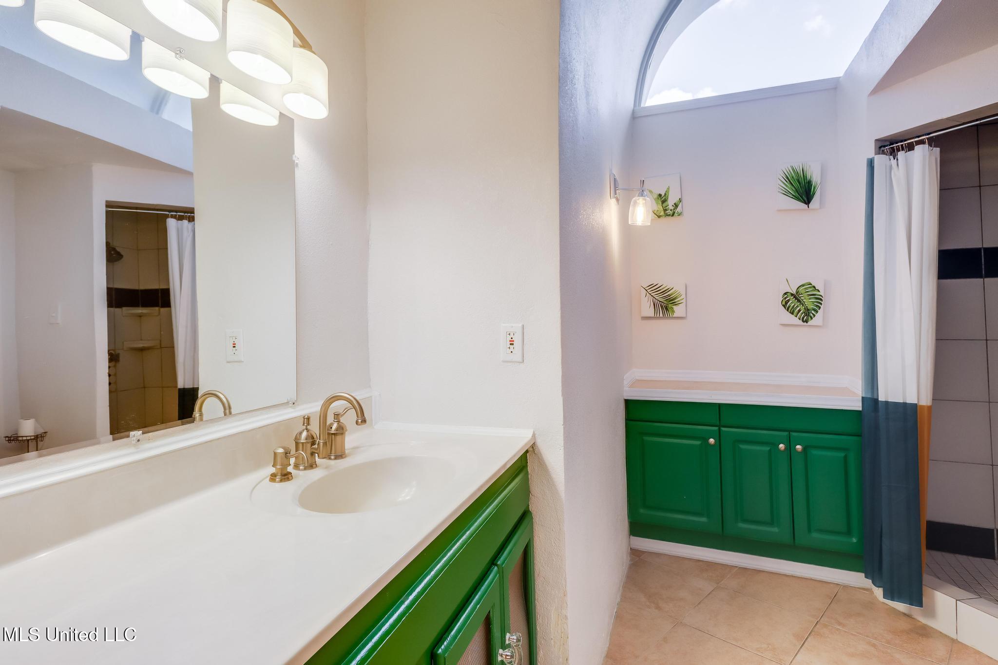 101 Hayden Avenue Pass Christian, MS 39571 - Photo 22 of 42 IMG_2158-Edit