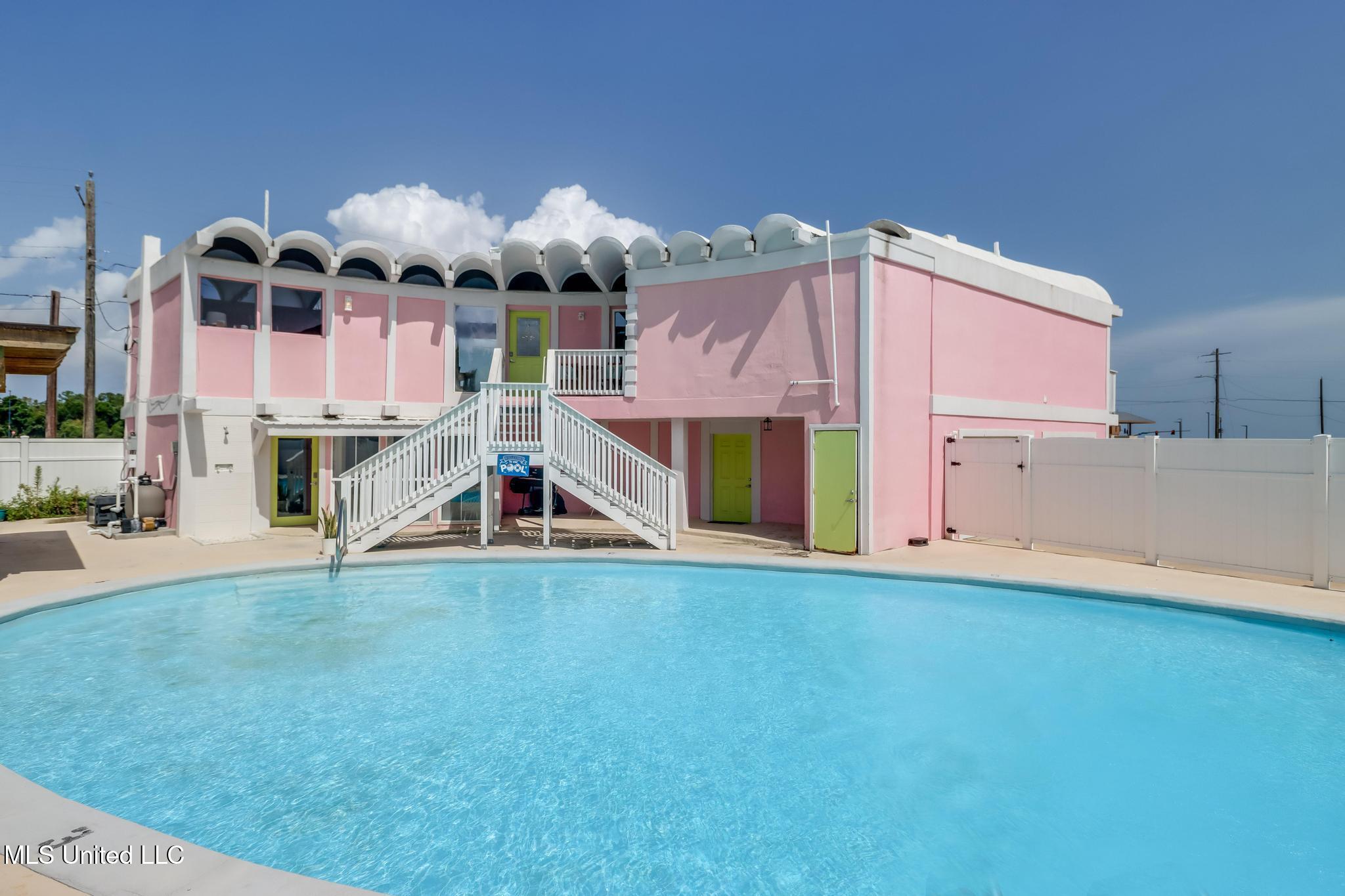 101 Hayden Avenue Pass Christian, MS 39571 - Photo 34 of 42 IMG_2197-Edit