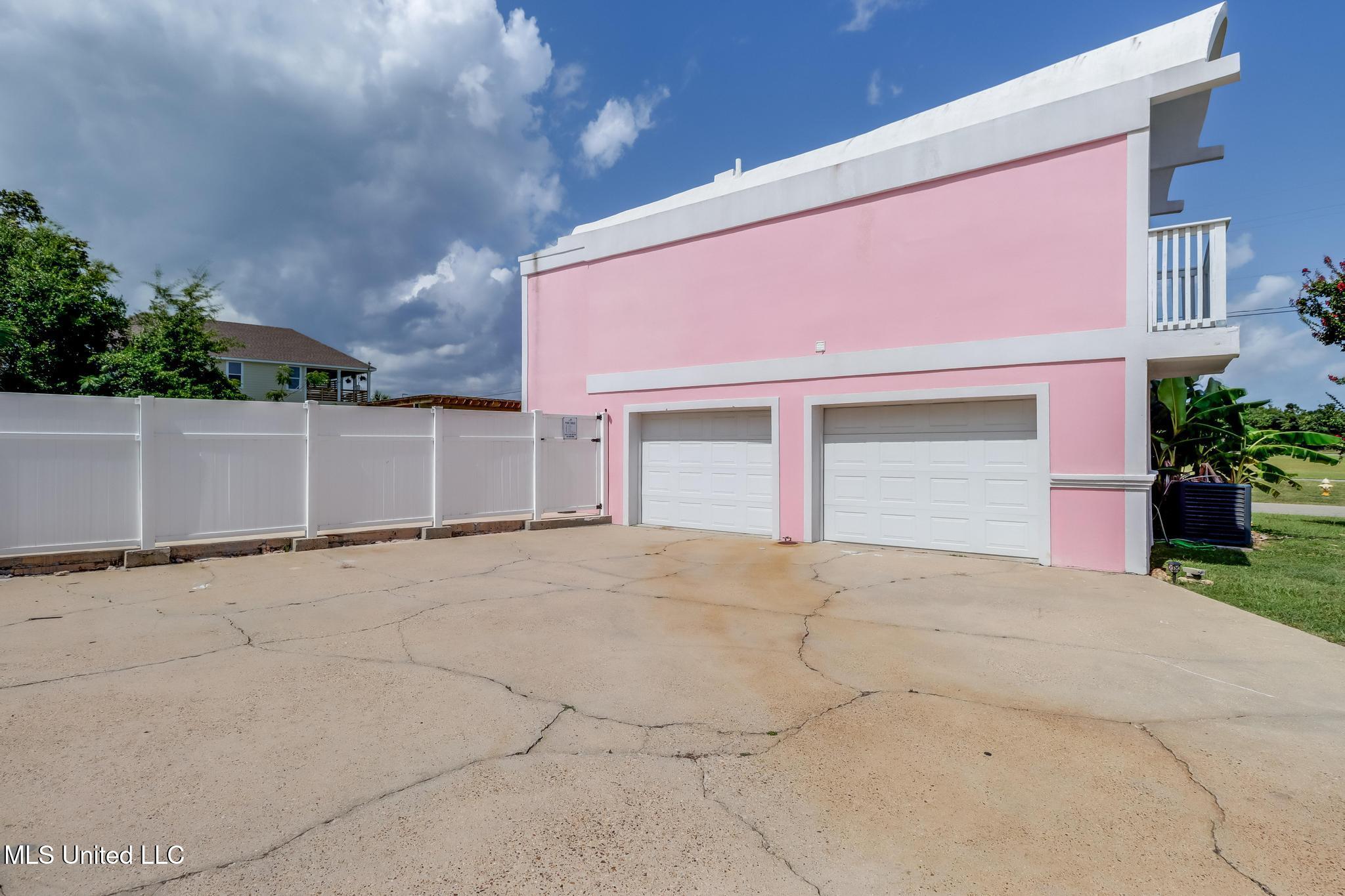 101 Hayden Avenue Pass Christian, MS 39571 - Photo 35 of 42 IMG_2200-Edit