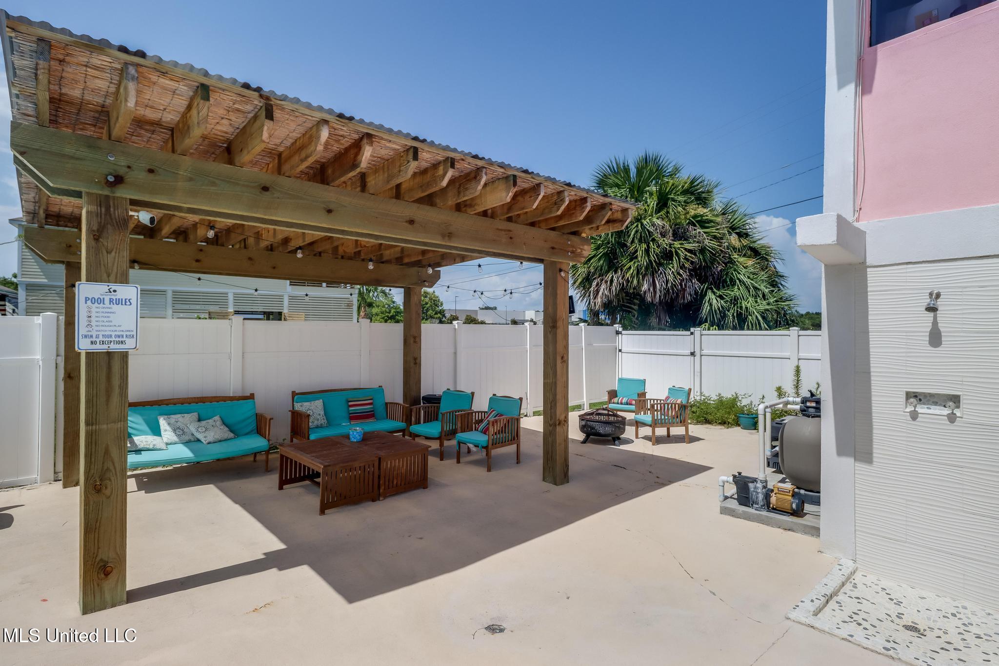 101 Hayden Avenue Pass Christian, MS 39571 - Photo 37 of 42 IMG_2086-Edit