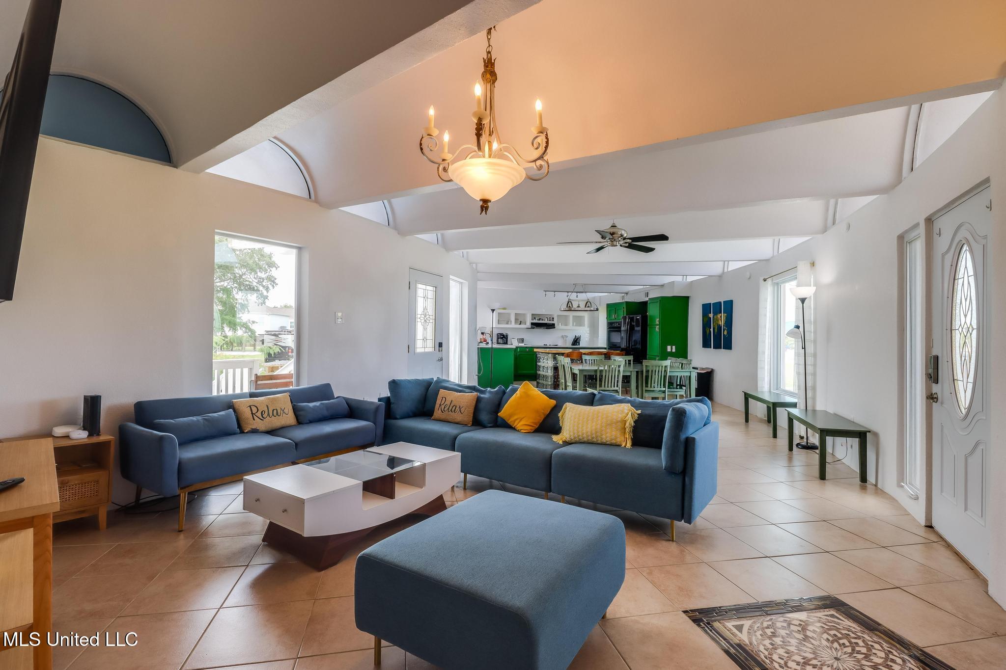 101 Hayden Avenue Pass Christian, MS 39571 - Photo 9 of 42 IMG_2146-Edit