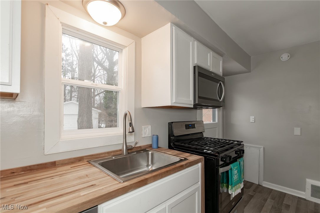 2400 Noble Road Cleveland, OH 44121 - Photo 10 of 39 Gallery Image 10