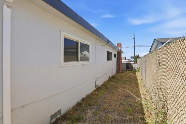 $799,000 | 1140 Palm Avenue, Seaside, CA 93955