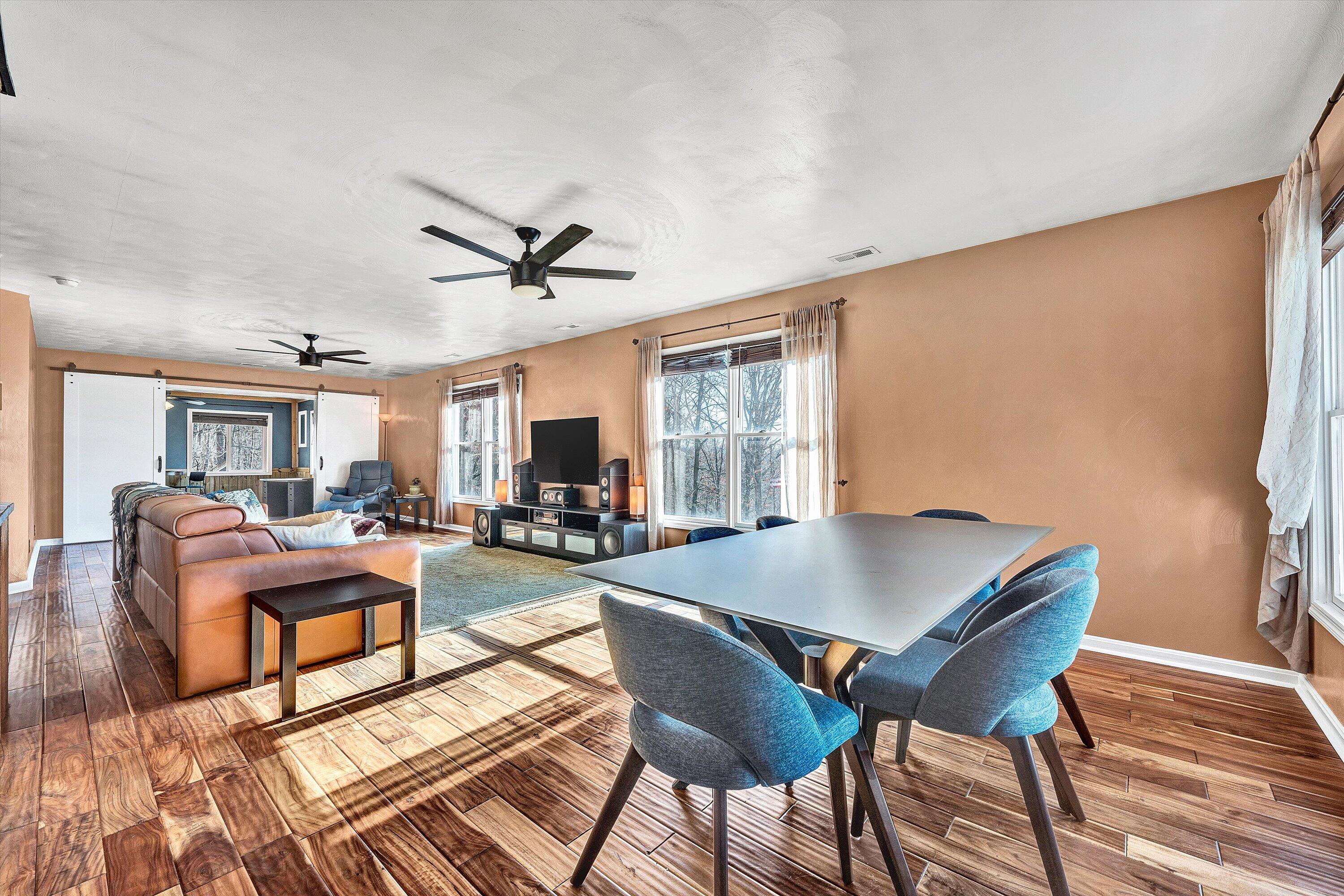 1311 Walnut Shell Drive Vinton, VA 24179 - Photo 10 of 61 Dining Area