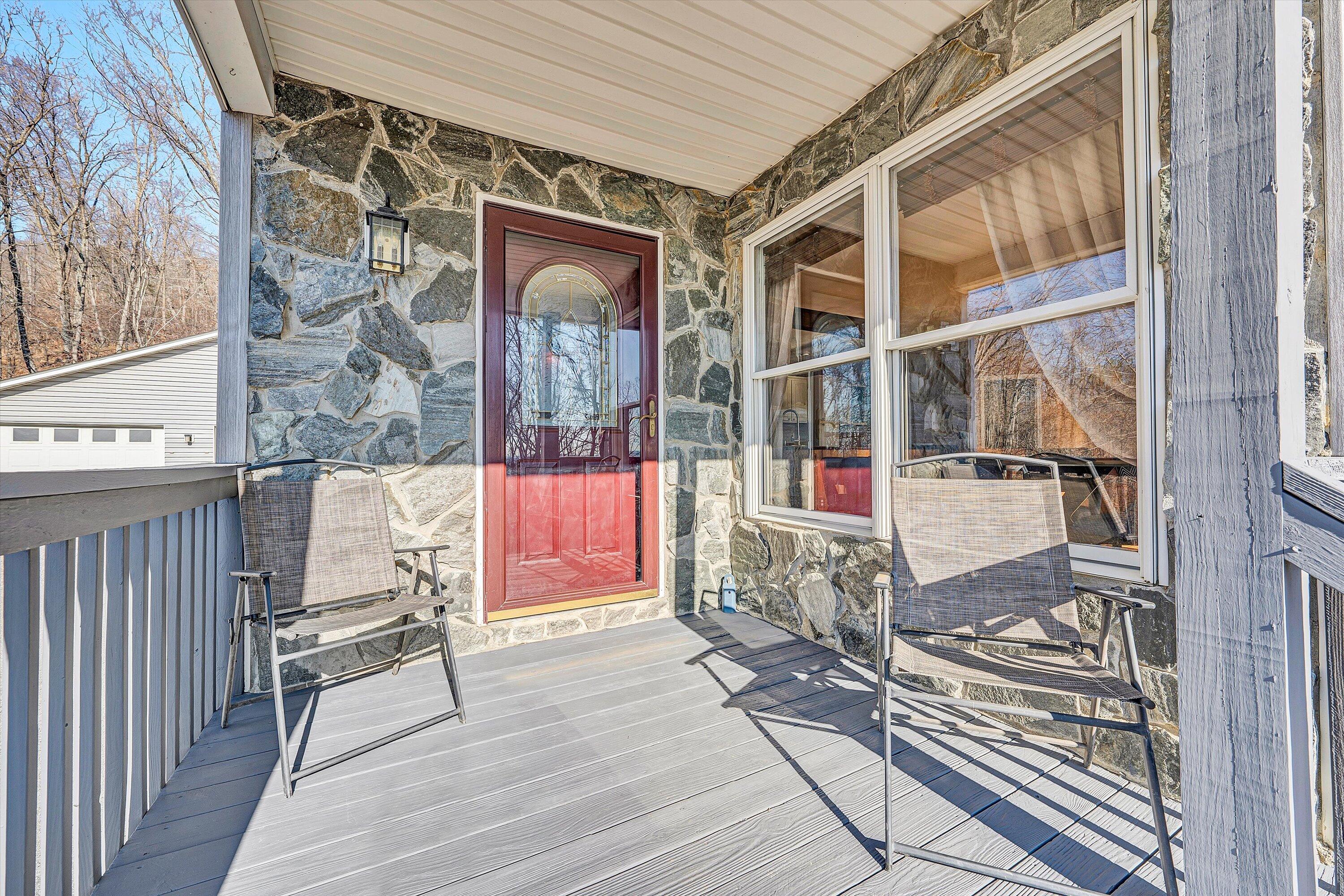 1311 Walnut Shell Drive Vinton, VA 24179 - Photo 5 of 61 Front Porch
