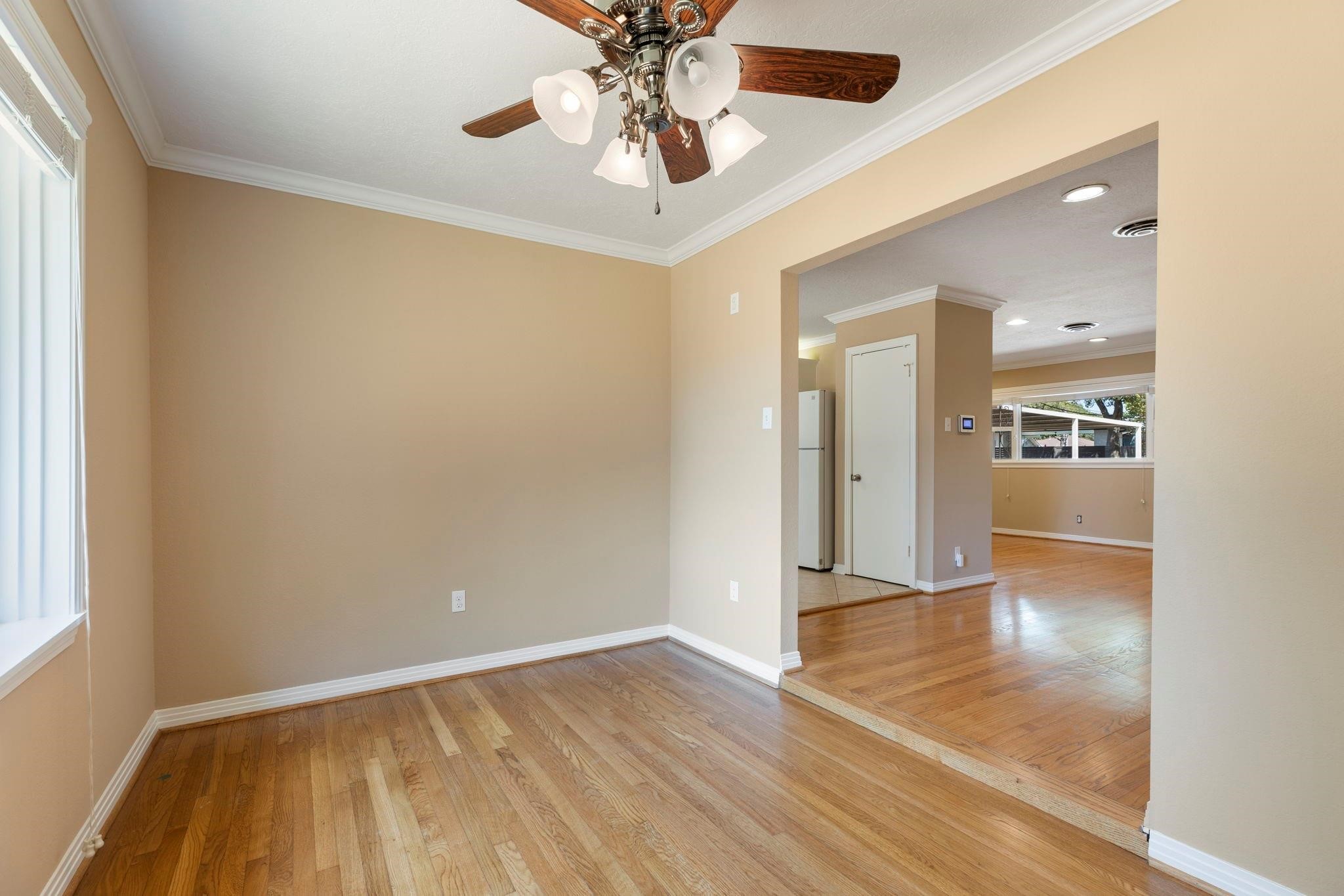 1802 Turnpike Road Houston, TX 77008 - Photo 27 of 47