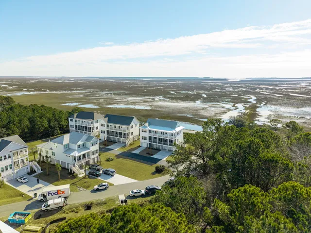 $1,599,990 | 1014 Capersview Court, Awendaw, SC 29429