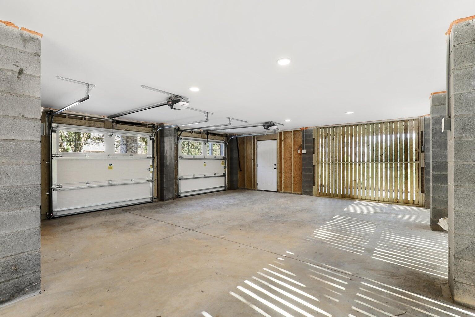 1014 Capersview Court Awendaw, SC 29429 - Photo 25 of 40 20230823175738650710000000-o