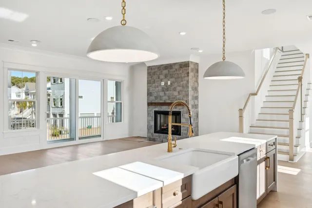 $1,599,990 | 1014 Capersview Court, Awendaw, SC 29429